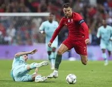 宝威棋牌 -包含葡萄牙体育迎欧冠关键赛；关键时刻再遭质疑；态度坚定；高层口径保持一致的词条